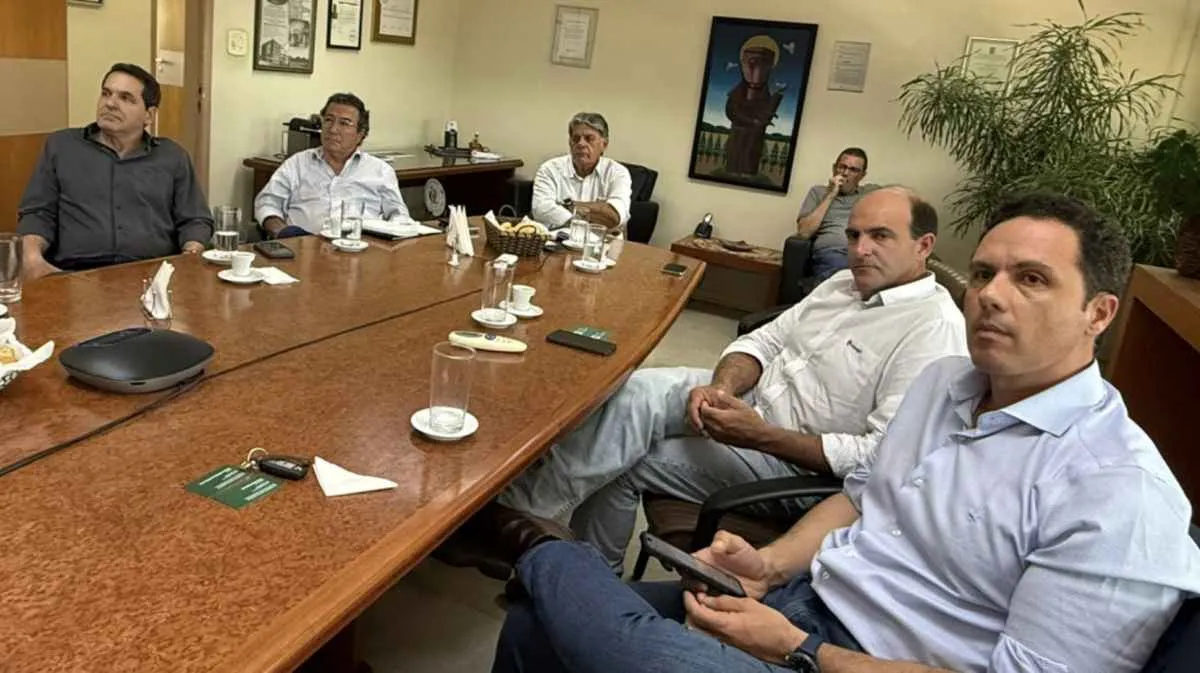 Produtores de soja e café unem forças para fortalecer agricultura mineira
